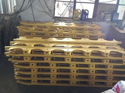 Roller protection plate