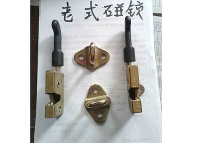 驾驶室及防护装置