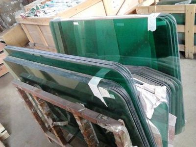 驾驶室及防护装置