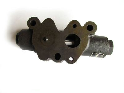 Regulating valve assembly