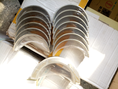 大瓦（连杆瓦）